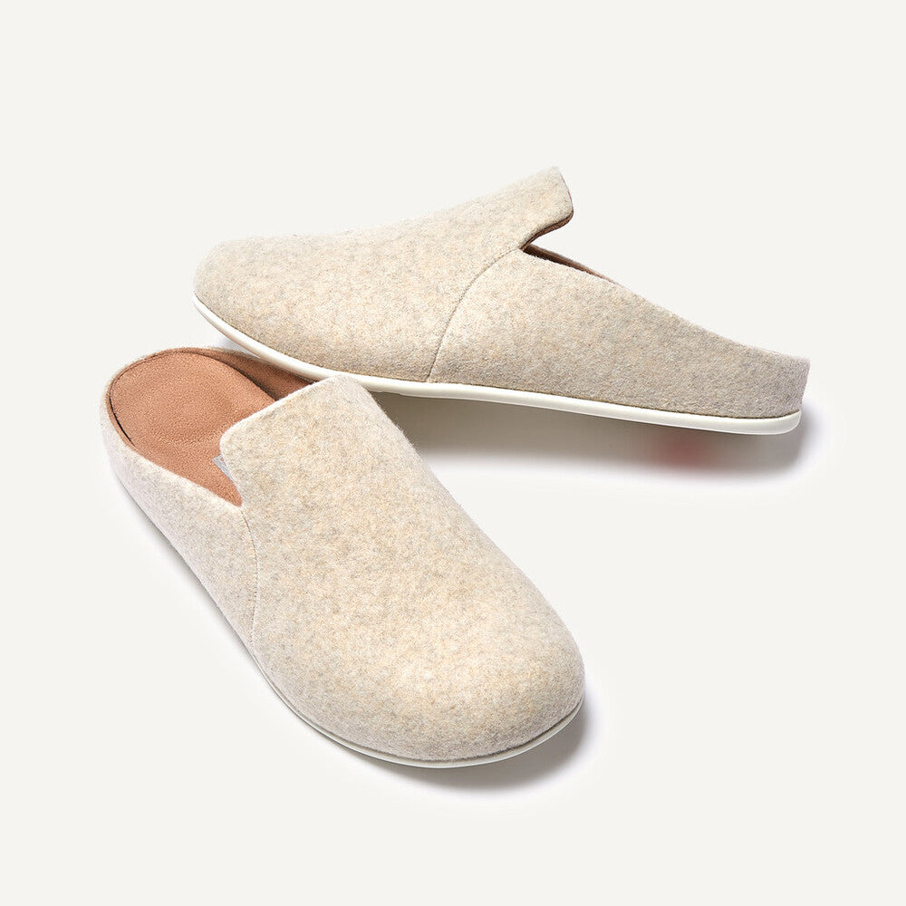 CHRISSIE-II-SLIPPER- FELT-IVORY_FC9-892_SINGLE-STYLISED_2.jpg