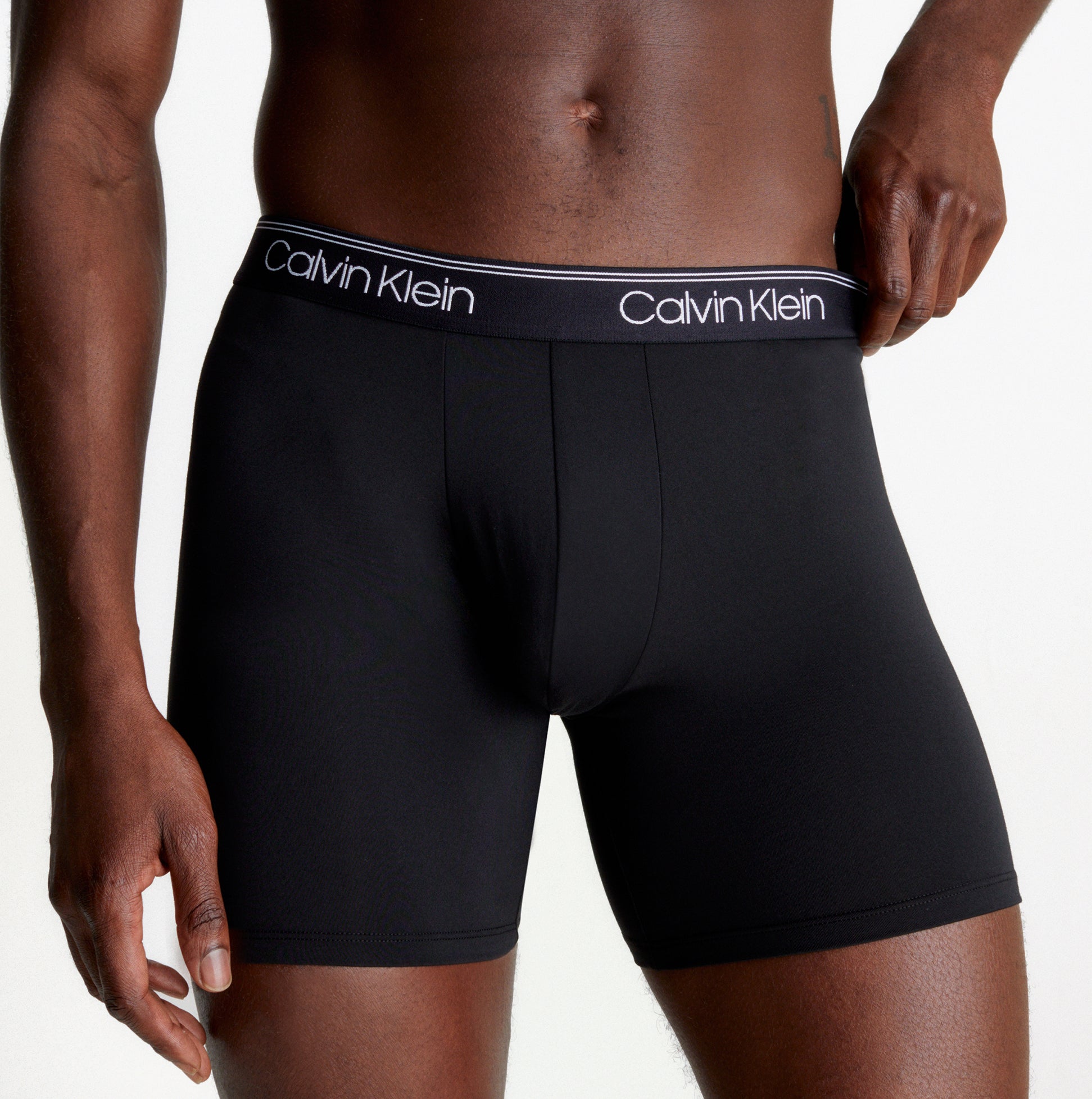 CalvinKlein-[000NB2570AN2L]-B-Black,Arona,ChesapeakeBayWb-2.jpg