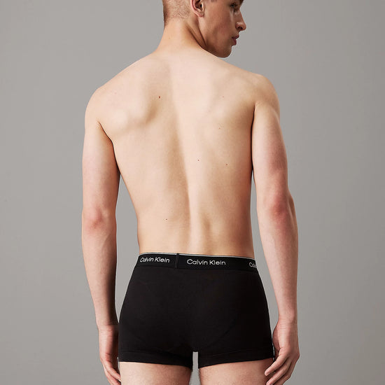 CalvinKlein-[000NB4002A001]-Black-2.webp