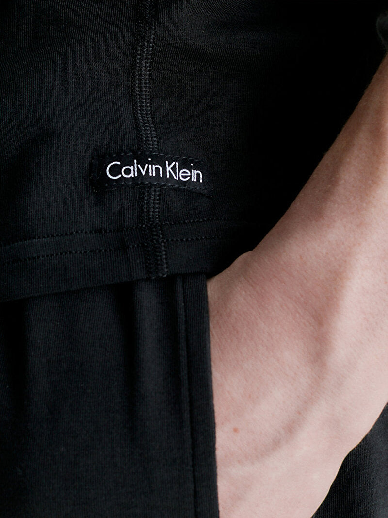 CalvinKlein-[000NM2428EUB1]-Black-4.webp