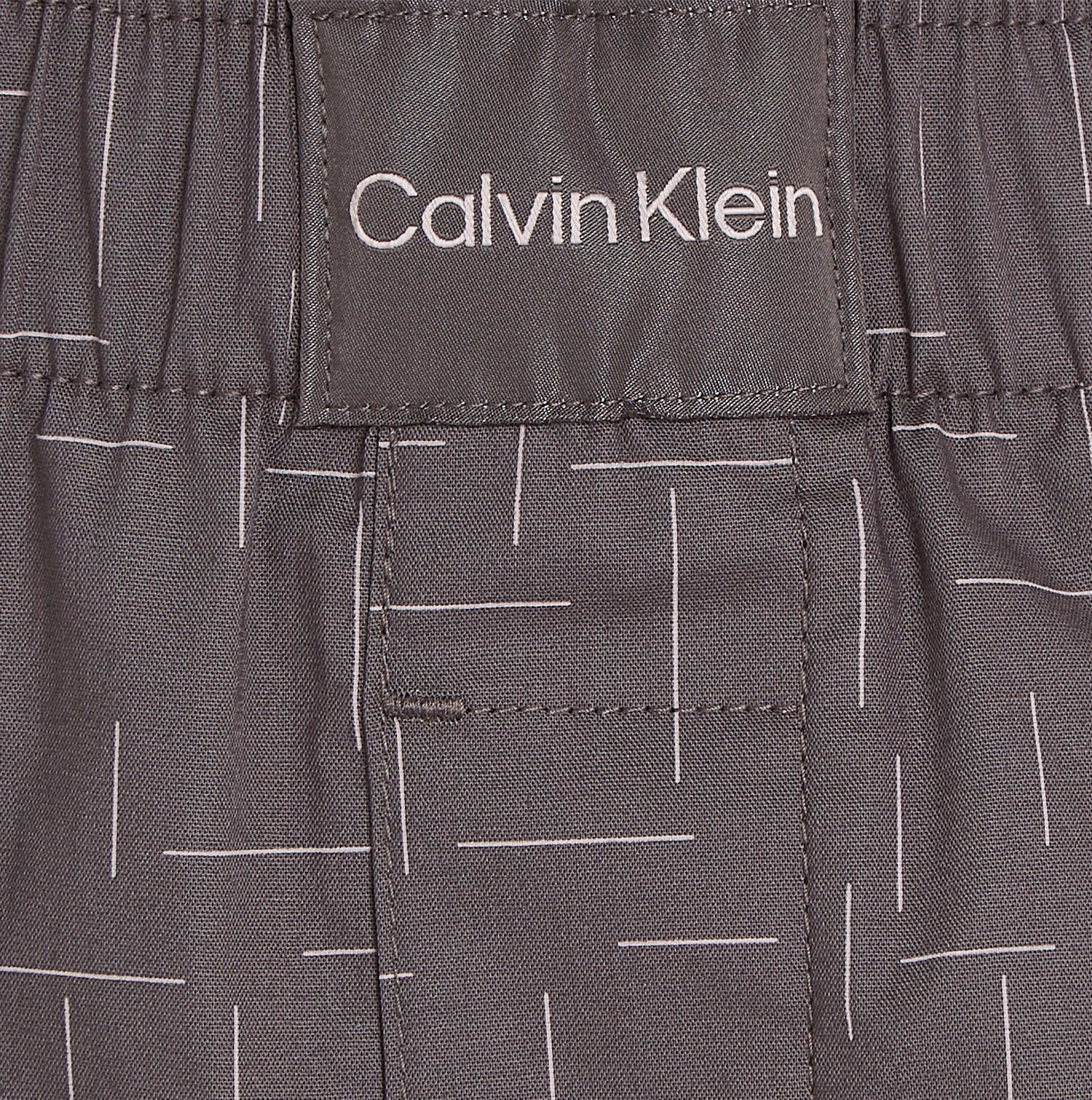 CalvinKlein-[000NM2499EOF8]-MINIMALSTITCH_EIFFELTOWER-6.jpg