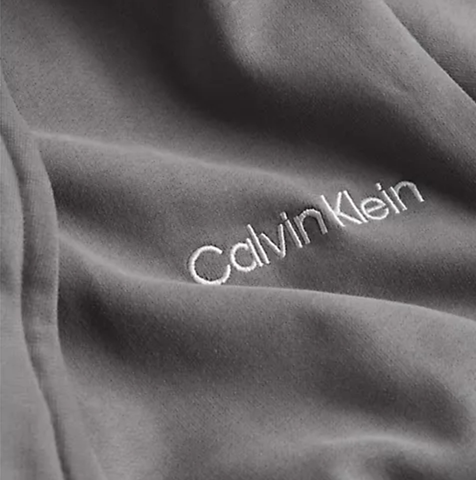 CalvinKlein-[000NM2504EPA7]-CHARCOALGREY-3.jpg