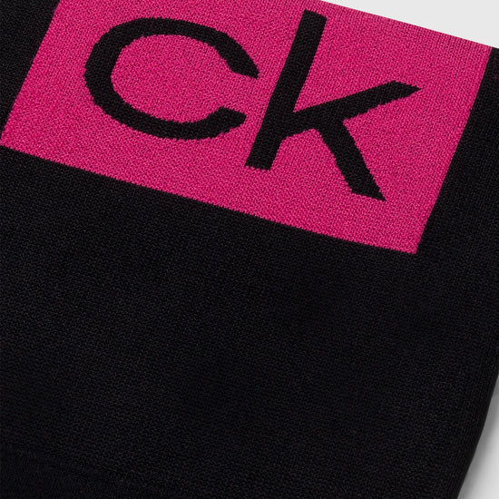 CalvinKlein-[701226028-002]-Black-Magenta-1.jpg