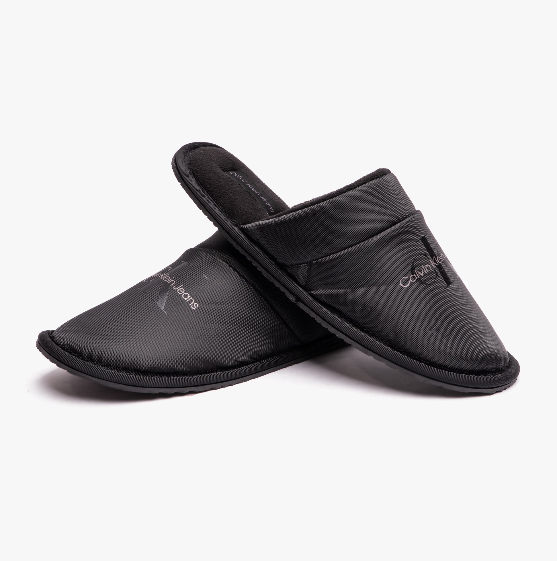 CalvinKlein-[YM0YM007570GT]-TripleBlack-5.jpg