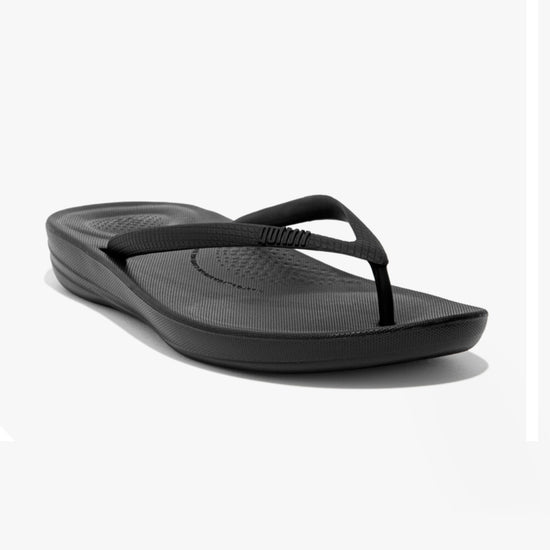 FitFlop-[E54-090]-AllBlack-3.jpg