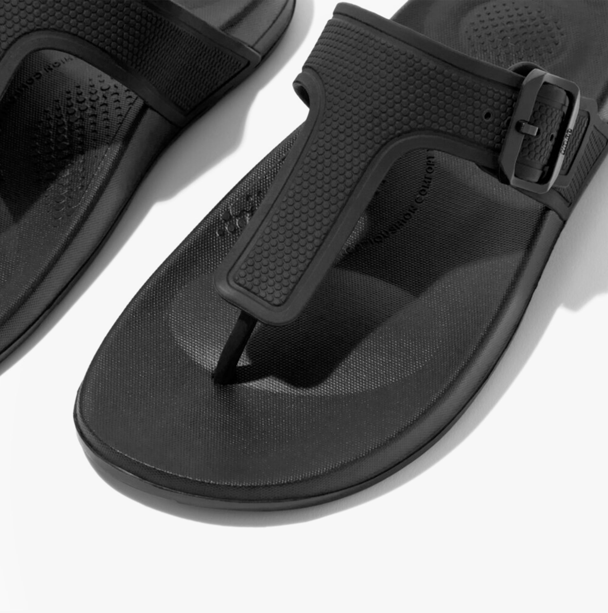 FitFlop-[GB3-090]-AllBlack-2.jpg