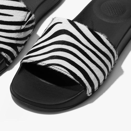 Fitflop-[FE1-A13]-Zebra-2.jpg