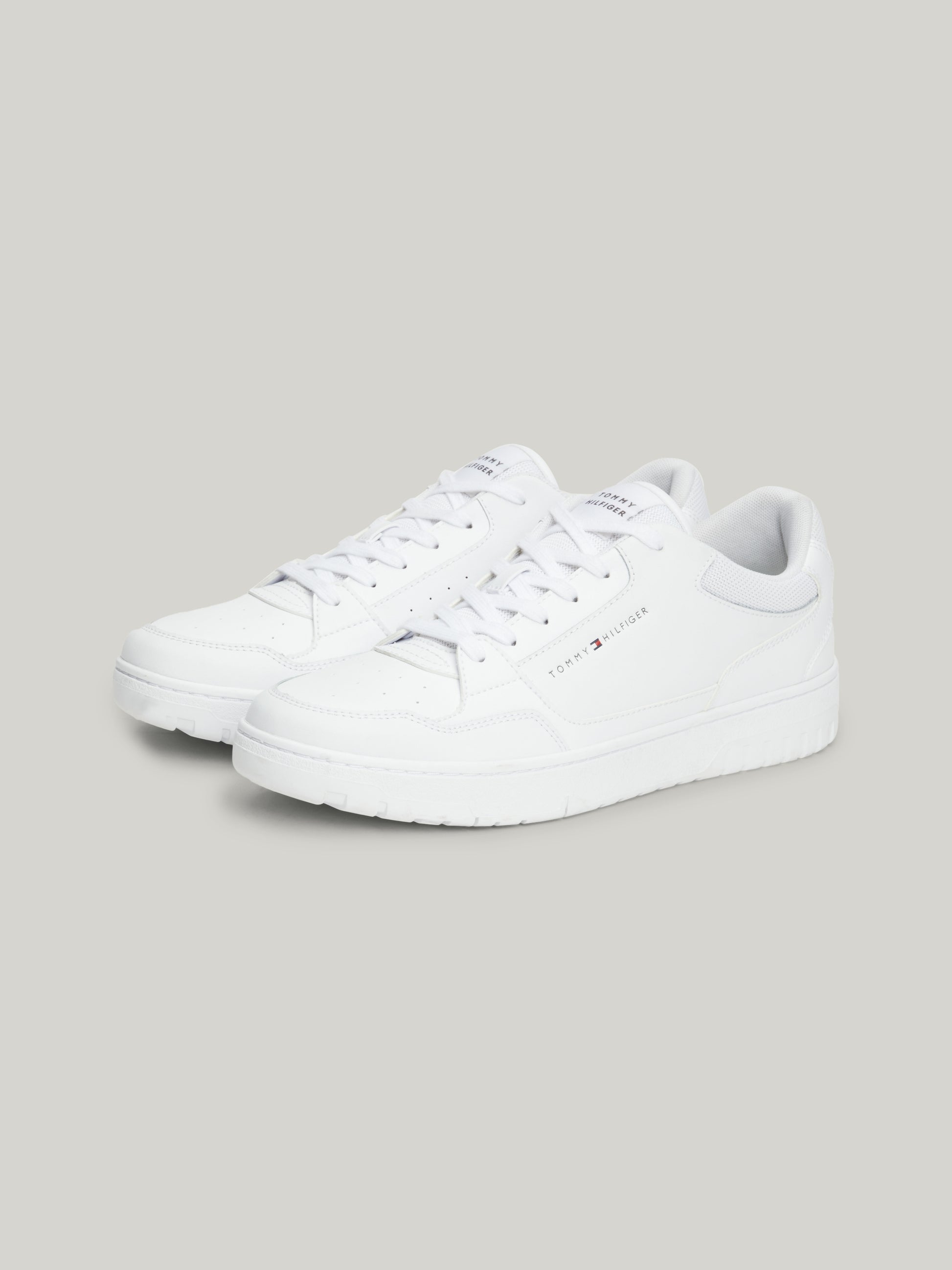 TommyHilfiger-[FM0FM05040YBS]-White-2.jpg