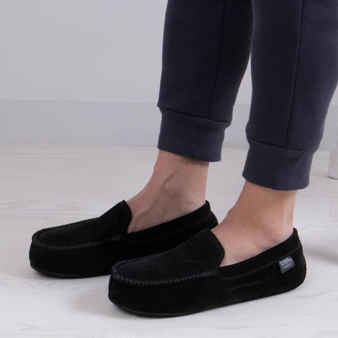 Totes Isotoner PERFORATED SUEDETTE Moccasin Slippers Mens Black - Shuperb