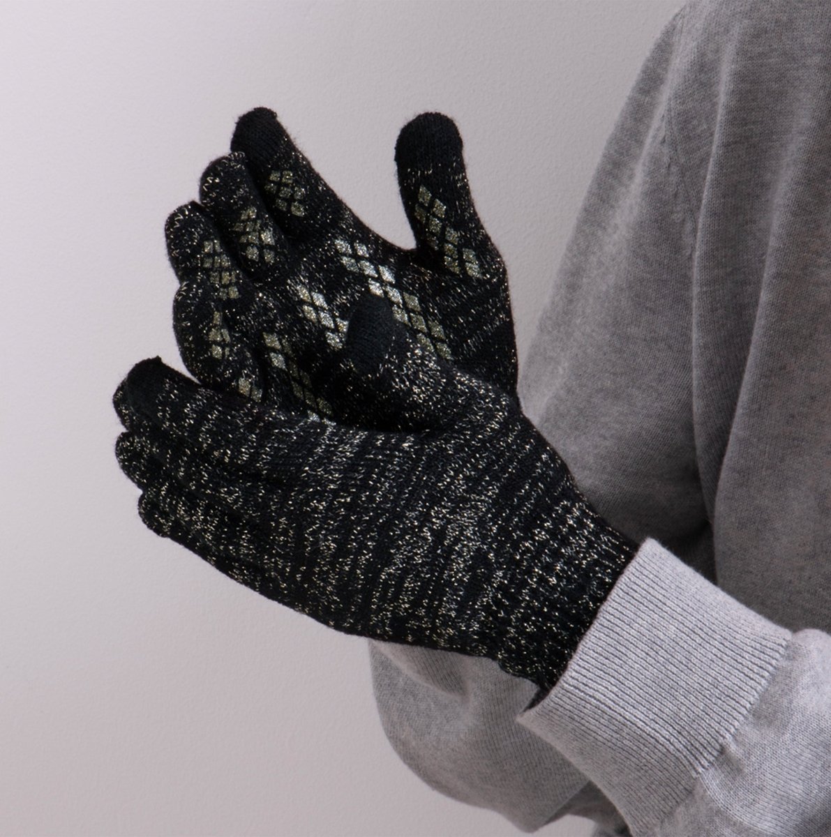 Totes Toasties STRETCH KNITTED SMARTOUCH GLOVES Womens Black Sparkle - Shuperb